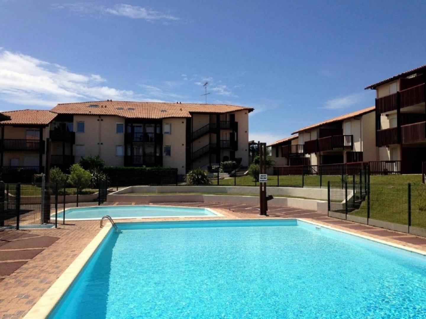 V-Landes 02-Vieux Boucau Appartement 4 Personnes Avec Vue Sur Le Lac Marin Dans Residence Avec Piscine Vieux-Boucau-les-Bains Luaran gambar