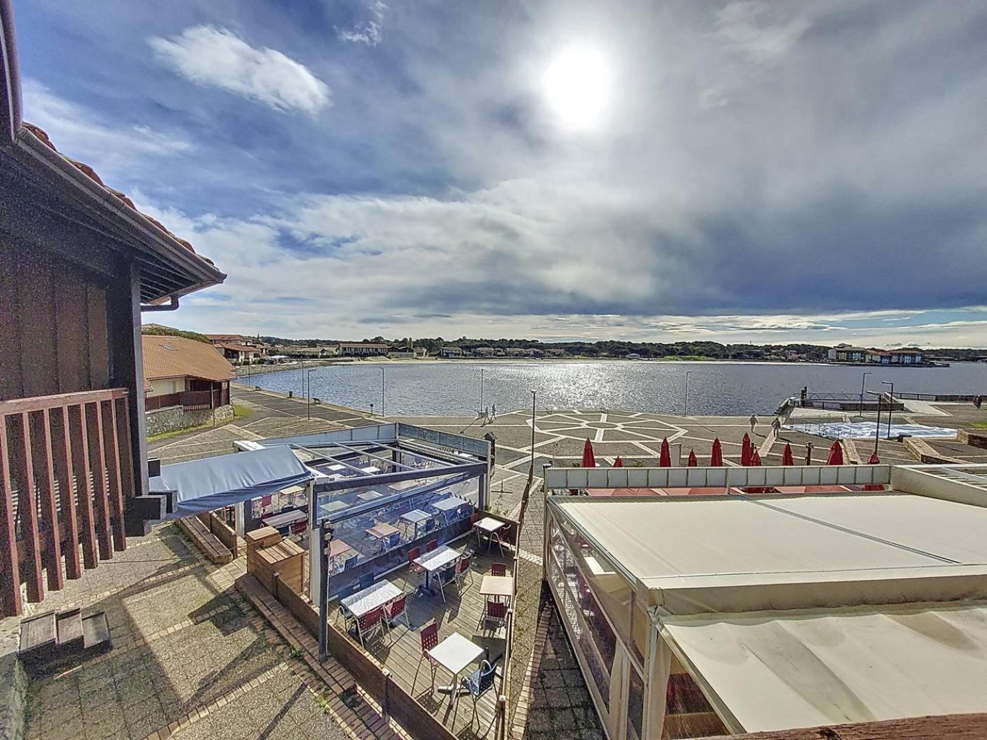 V-Landes 02-Vieux Boucau Appartement 4 Personnes Avec Vue Sur Le Lac Marin Dans Residence Avec Piscine Vieux-Boucau-les-Bains Luaran gambar